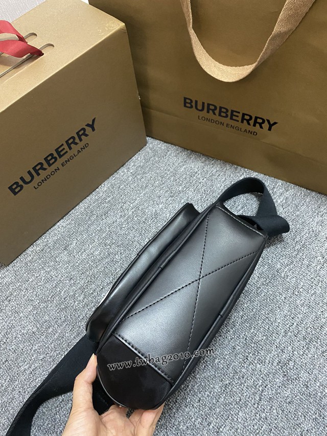 Burberry專門店新款相機包 巴寶莉尼龍布男女款單肩斜挎包 yxb1444